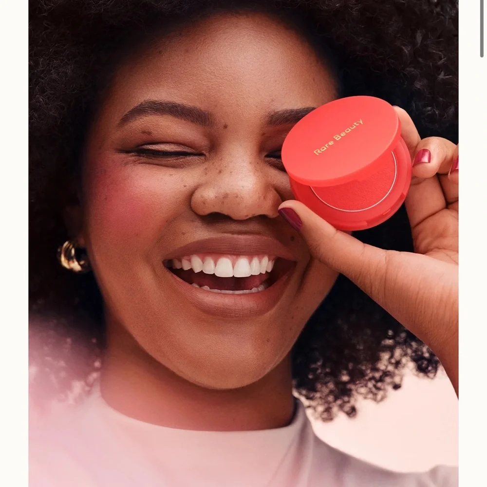 NWT Rare Beauty Soft Pinch Matte Bouncy Blush Grateful – soft red